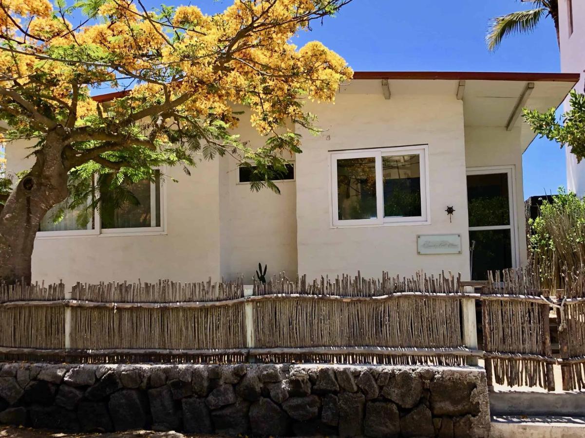 Sandy Feet House Puerto Villamil Kültér fotó